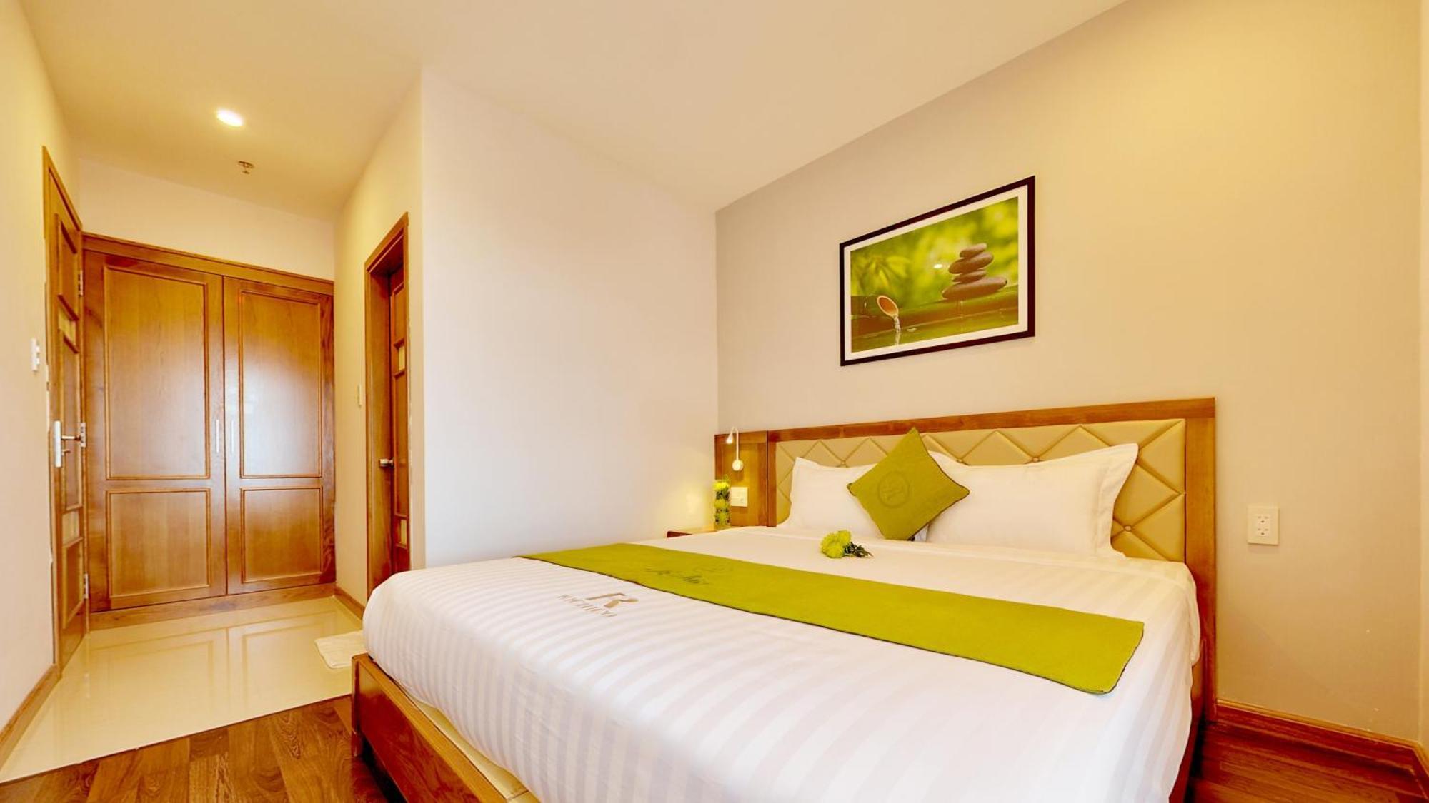 Richico Garden Beach Hotel Da Nang Exterior photo
